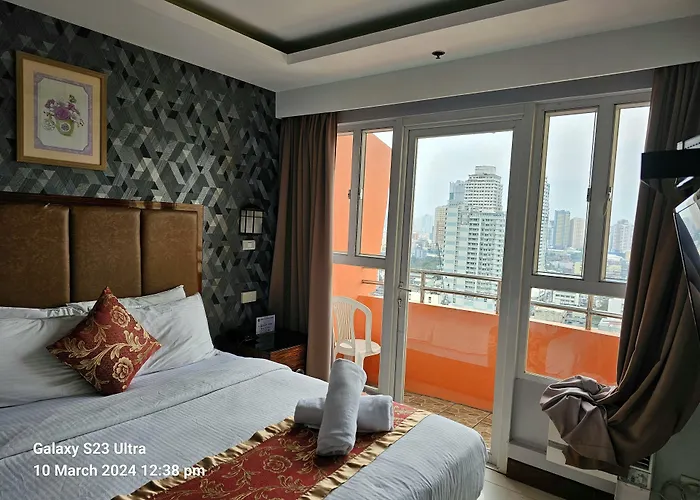 Jmm Grand Aparthotel Manila